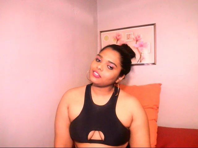 Live sex webcam photo for Indiankimmy #269257923