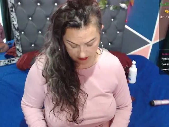 Live sex webcam photo for SaraCraft75 #269260768