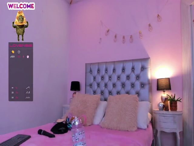 Live sex webcam photo for KallyMyller #269264464