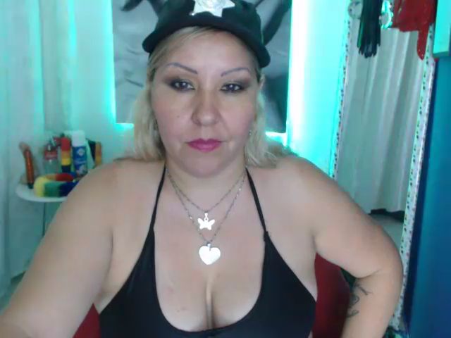 Live sex webcam photo for BriannaOneal #269265226