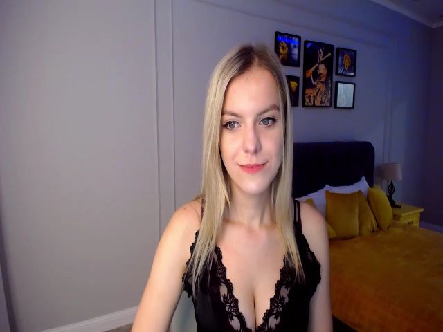 Live sex webcam photo for SolveMysecret #269262874