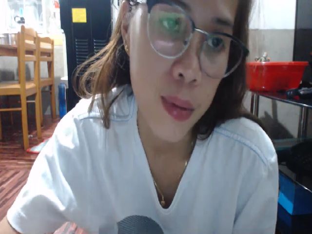 Live sex webcam photo for Beverly_19 #269253068