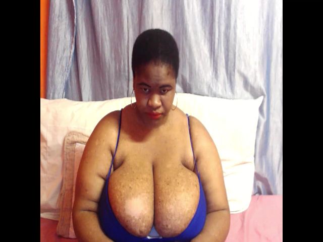 Live sex webcam photo for Sweetnozie #269253476