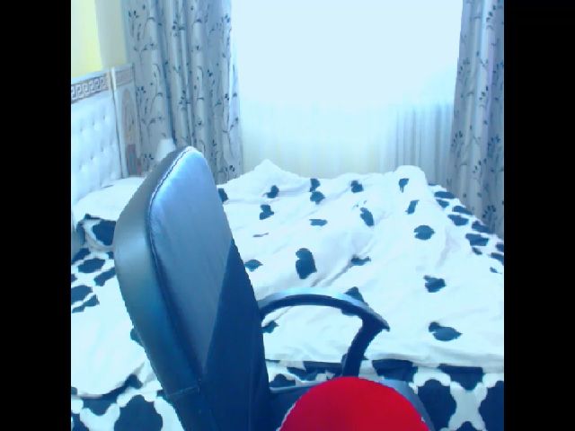 Live sex webcam photo for SonyaHotMilf #269256872