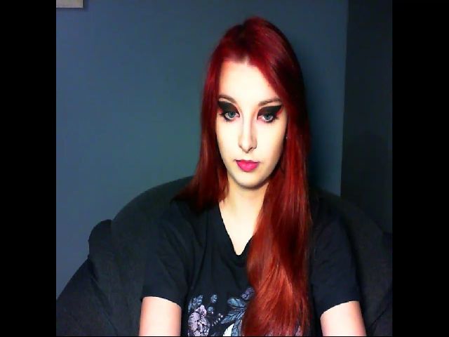 Live sex webcam photo for VirginLuna18 #269259340