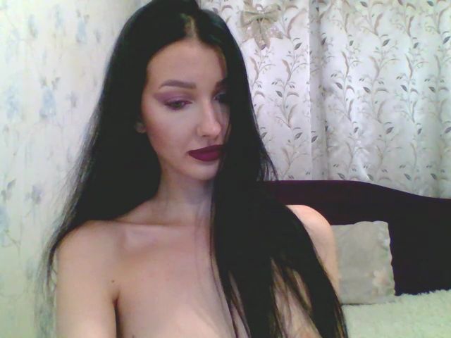 Live sex webcam photo for GirlPlayy #269256533