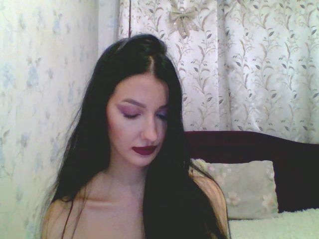 Live sex webcam photo for GirlPlayy #269257203