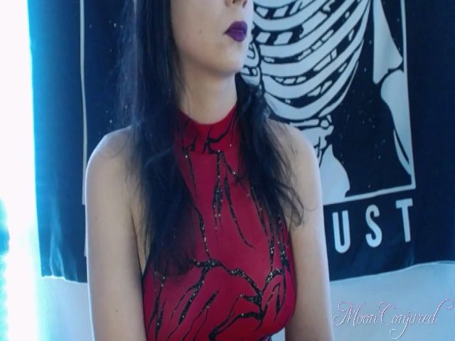 Live sex webcam photo for MoonConjured #269265571