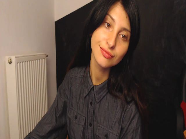 Live sex webcam photo for SnowSpacee #269264339