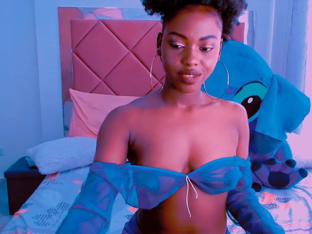 Live sex webcam photo for Sweetcarafu #269256955