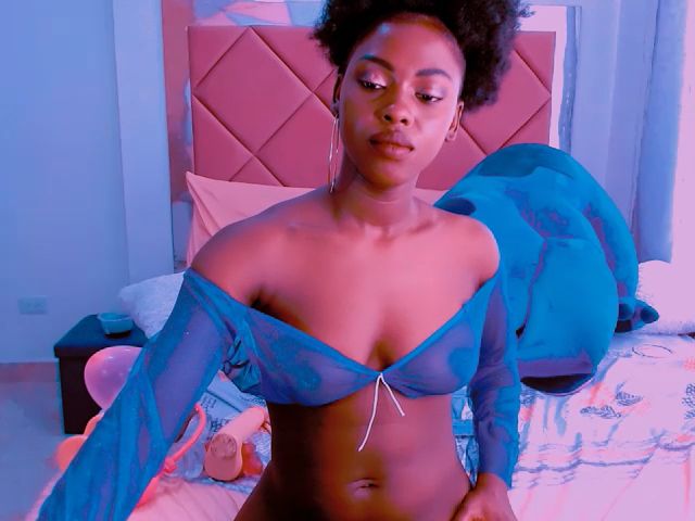 Live sex webcam photo for Sweetcarafu #269257702