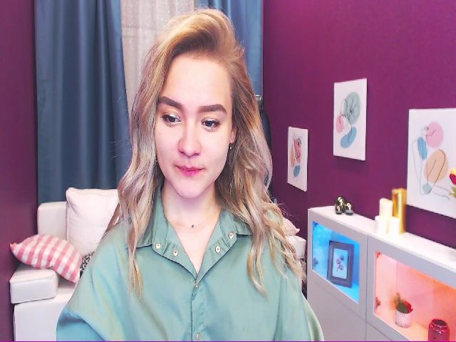 Live sex webcam photo for Kara_Smith #269264338
