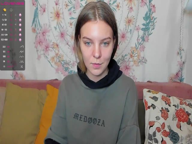 Live sex webcam photo for LiliaMorris #269258904