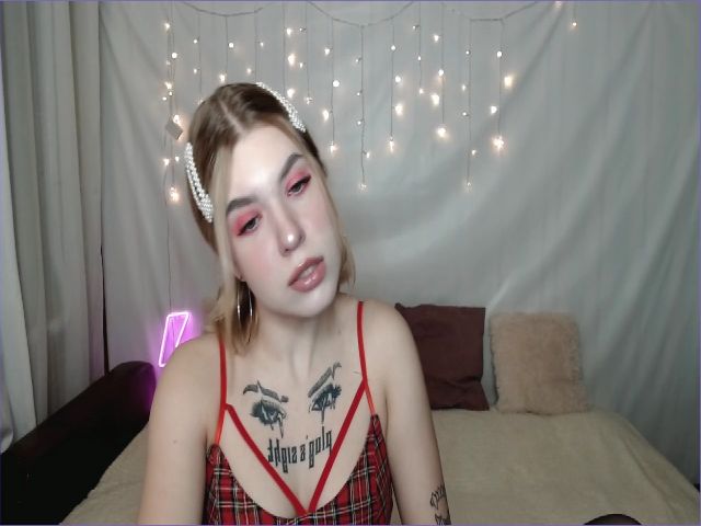 Live sex webcam photo for Aidra__Foxxx #269265120