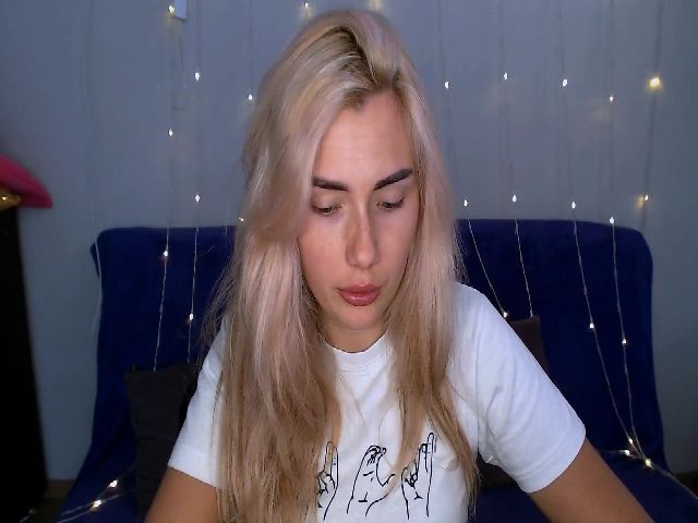 Live sex webcam photo for TrishKlein #269257514