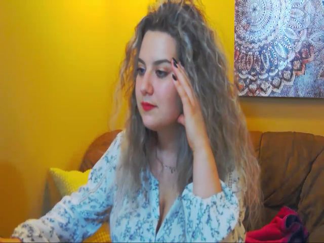 Live sex webcam photo for CurlyVibe #269248753