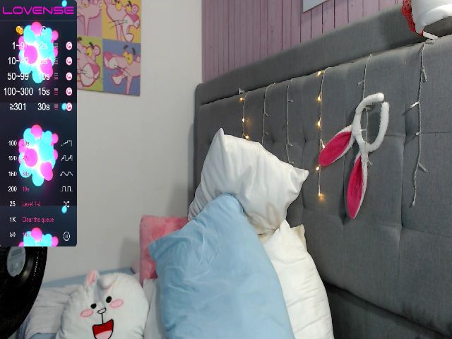 Live sex webcam photo for Arisha_bloom #269248291