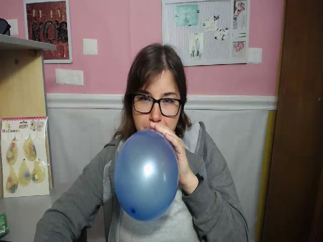 Live sex webcam photo for MonLais #269253388