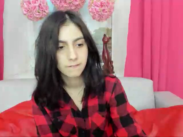 Live sex webcam photo for SarahBanks #269263598