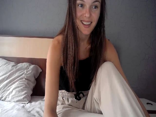 Live sex webcam photo for Miss_Hellen_ #269254881