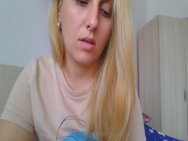 Live sex webcam photo for squirtvicky #269257042