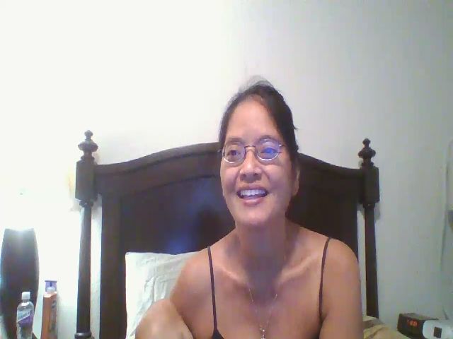 Live sex webcam photo for RainbowAzn #269248407