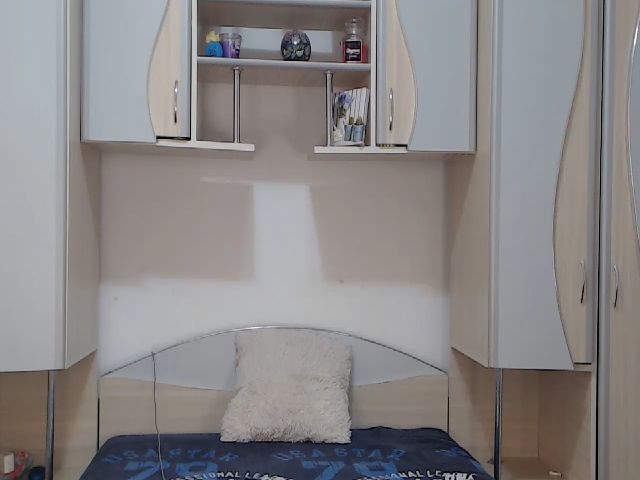 Live sex webcam photo for ElizNoire #269253436