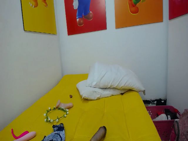 Live sex webcam photo for LeilaEvanns #269258954