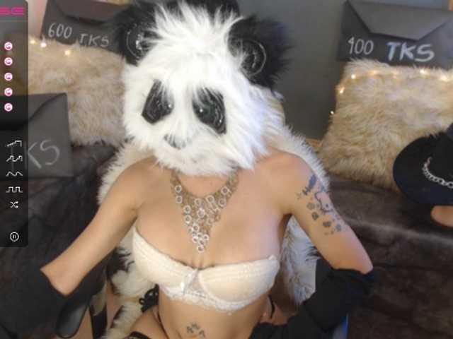 Live sex webcam photo for AgathaFiore #269247326