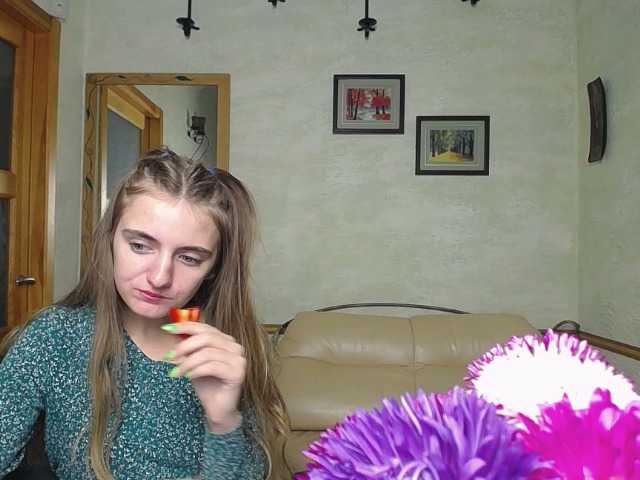 Live sex webcam photo for Kamillasins #269251314