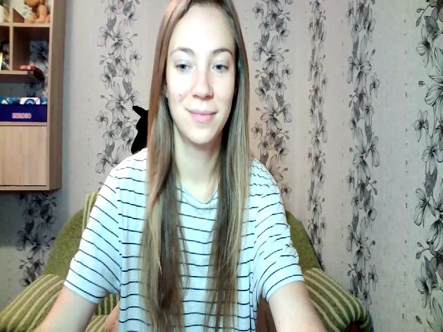 Live sex webcam photo for MissGladys #269253343