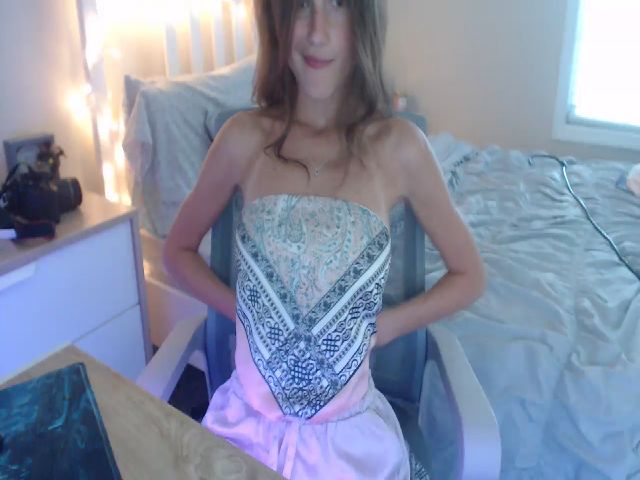 Live sex webcam photo for Faeryfawn #269262281