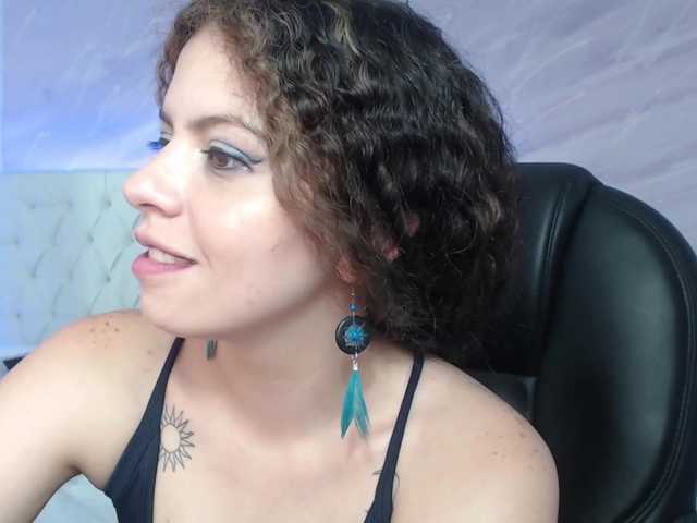 Live sex webcam photo for katie-x #269246828