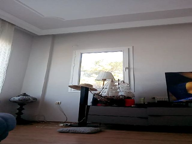 Live sex webcam photo for sexsqueen #269252744