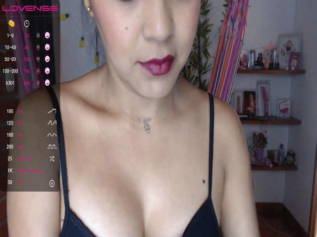 Live sex webcam photo for Jhoselynwish #269258712