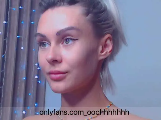 Live sex webcam photo for -JesusWife- #269279393