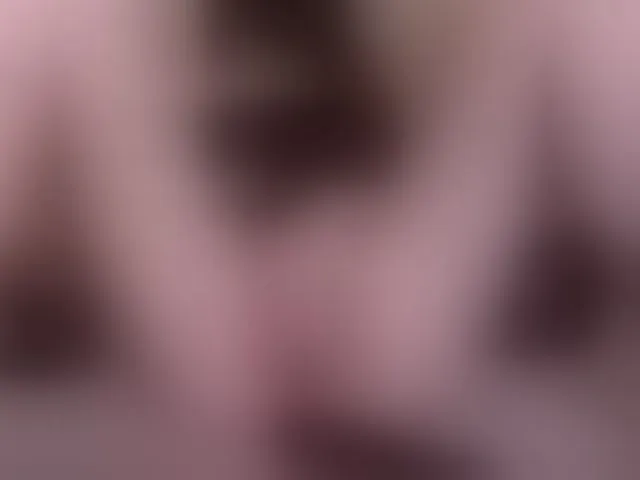 Live sex webcam photo for SiaKriSti #269279988