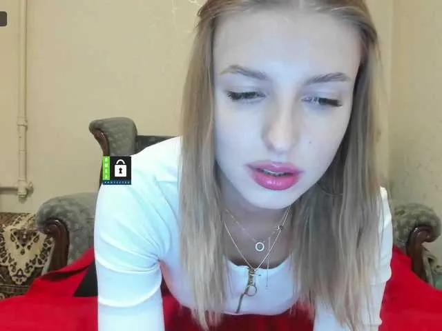 Live sex webcam photo for MissFentasy1 #269279404