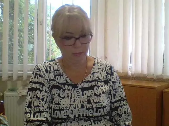 Live sex webcam photo for Luiziana111 #269270881