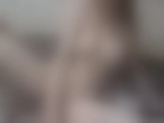 Live sex webcam photo for LunaRex #269279554