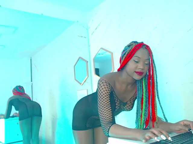 Live sex webcam photo for kalyenew #269275761