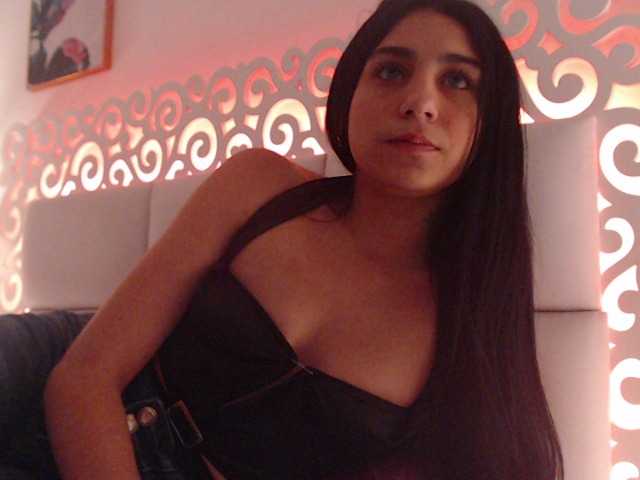 Live sex webcam photo for Joebruce #269271958