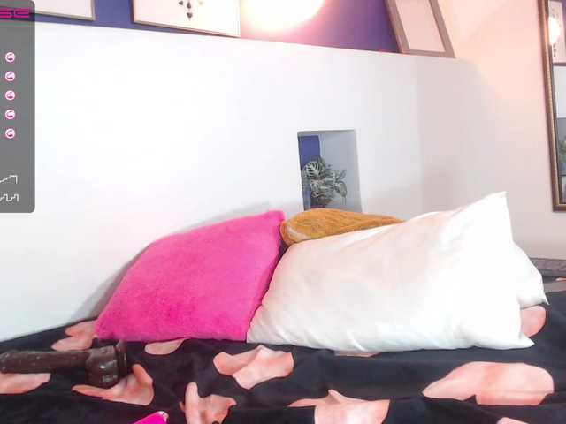 Live sex webcam photo for CrissMartiin #269266479