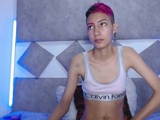 Live sex webcam photo for Alebix19 #269267381