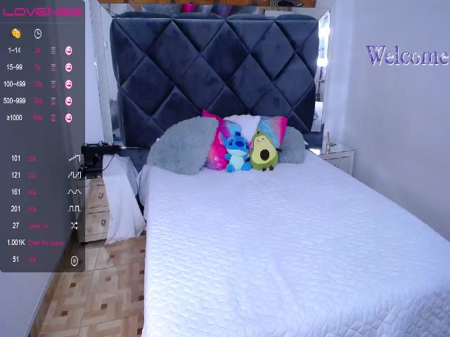 Live sex webcam photo for ElektraWhite #269268964