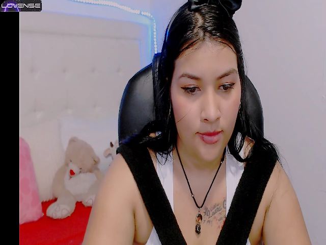 Live sex webcam photo for Lucy_park #269267588