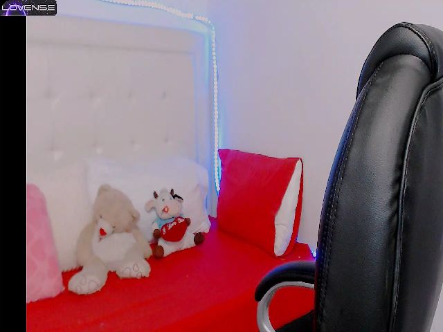 Live sex webcam photo for Lucy_park #269267879