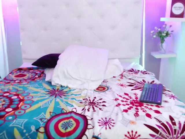 Live sex webcam photo for carla990 #269267191