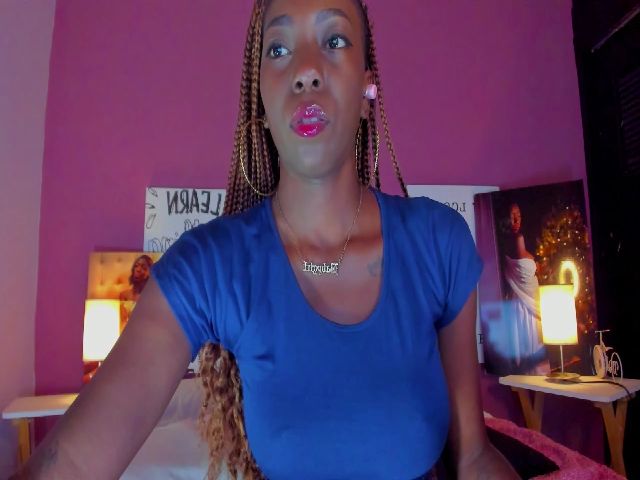 Live sex webcam photo for Channelsmalls #269274862