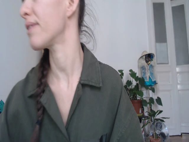 Live sex webcam photo for PetitePinkie #269276281